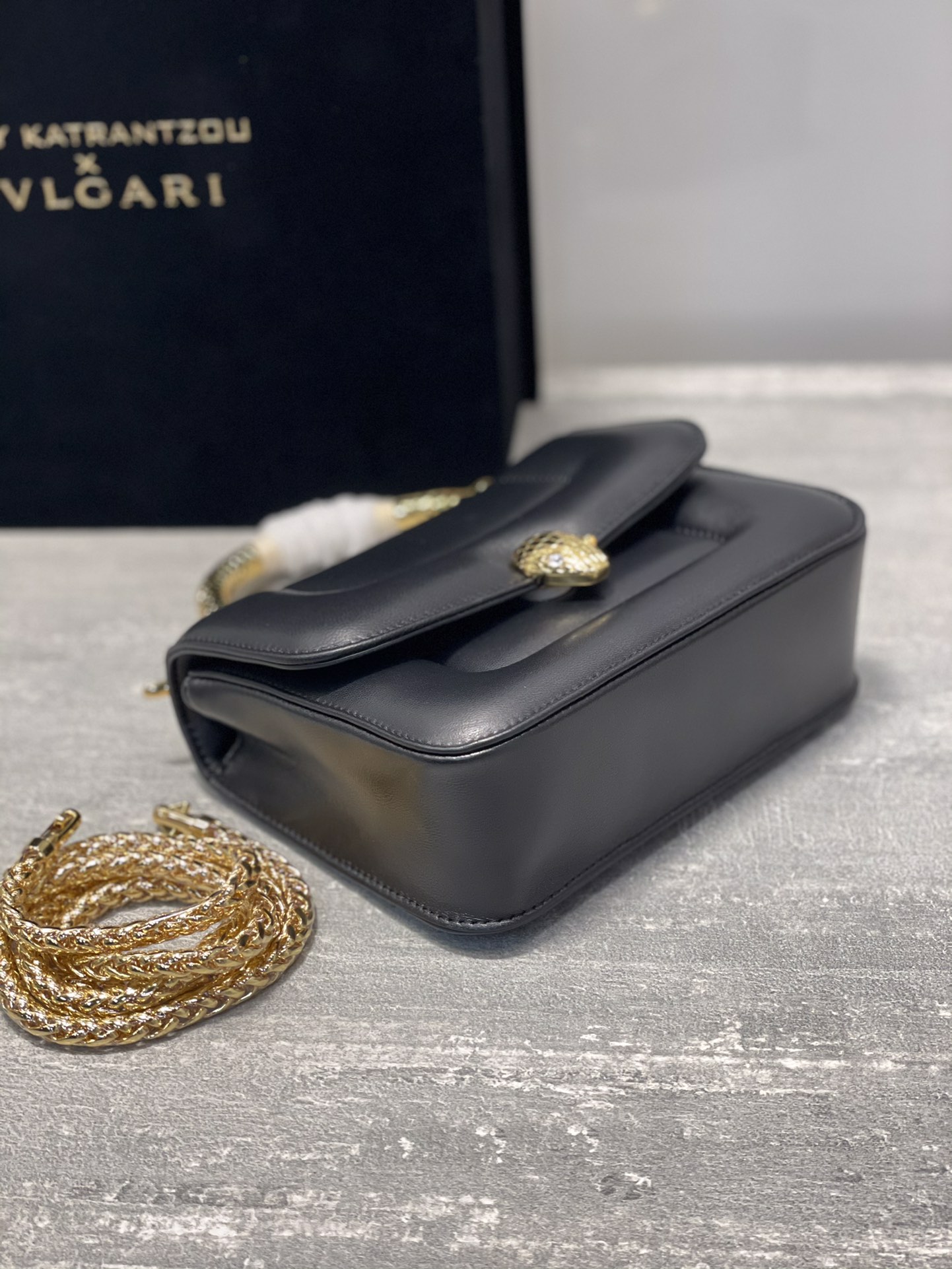 B*vlgari Top Quality Bag 19.2*15*6CM