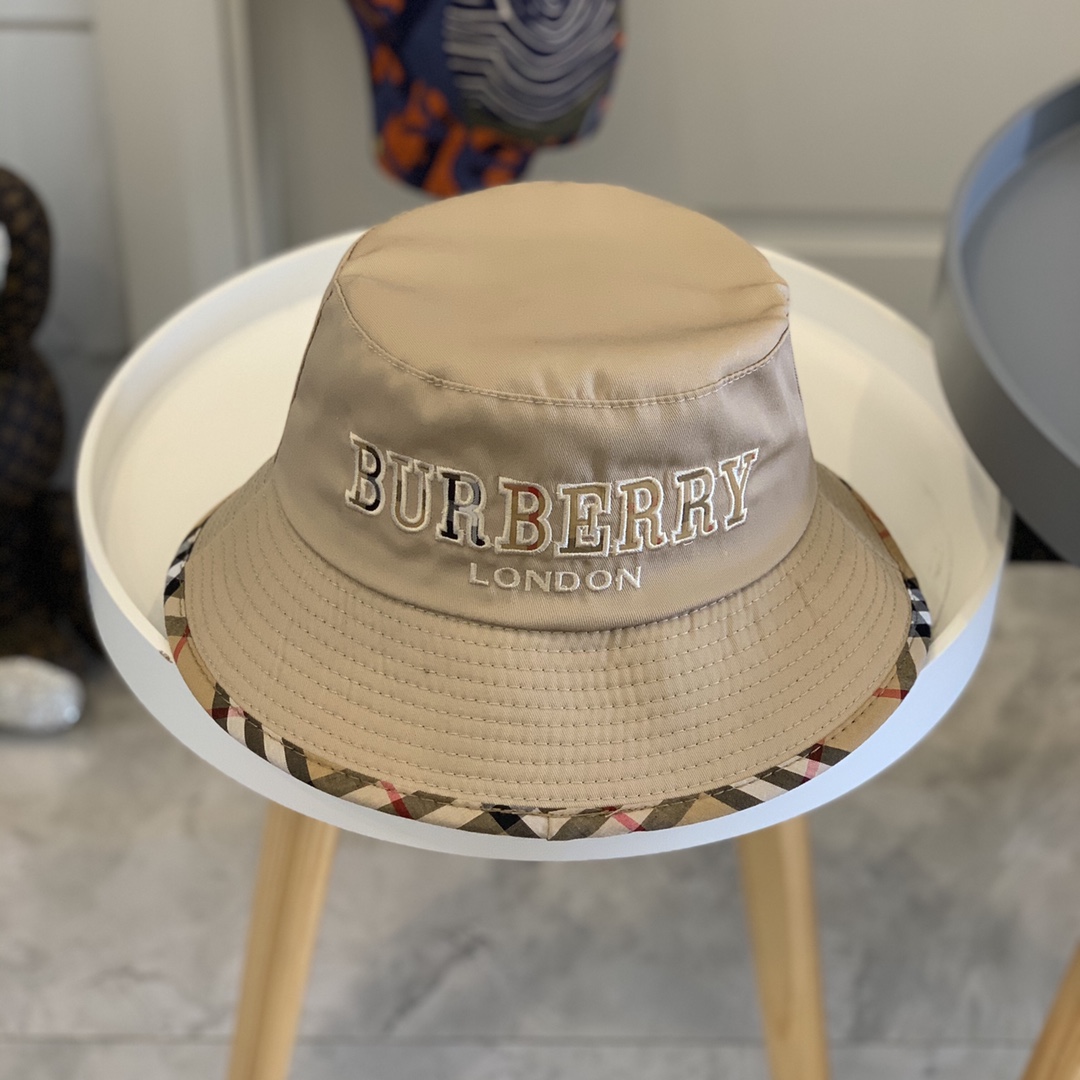 Top Hats 57cm
