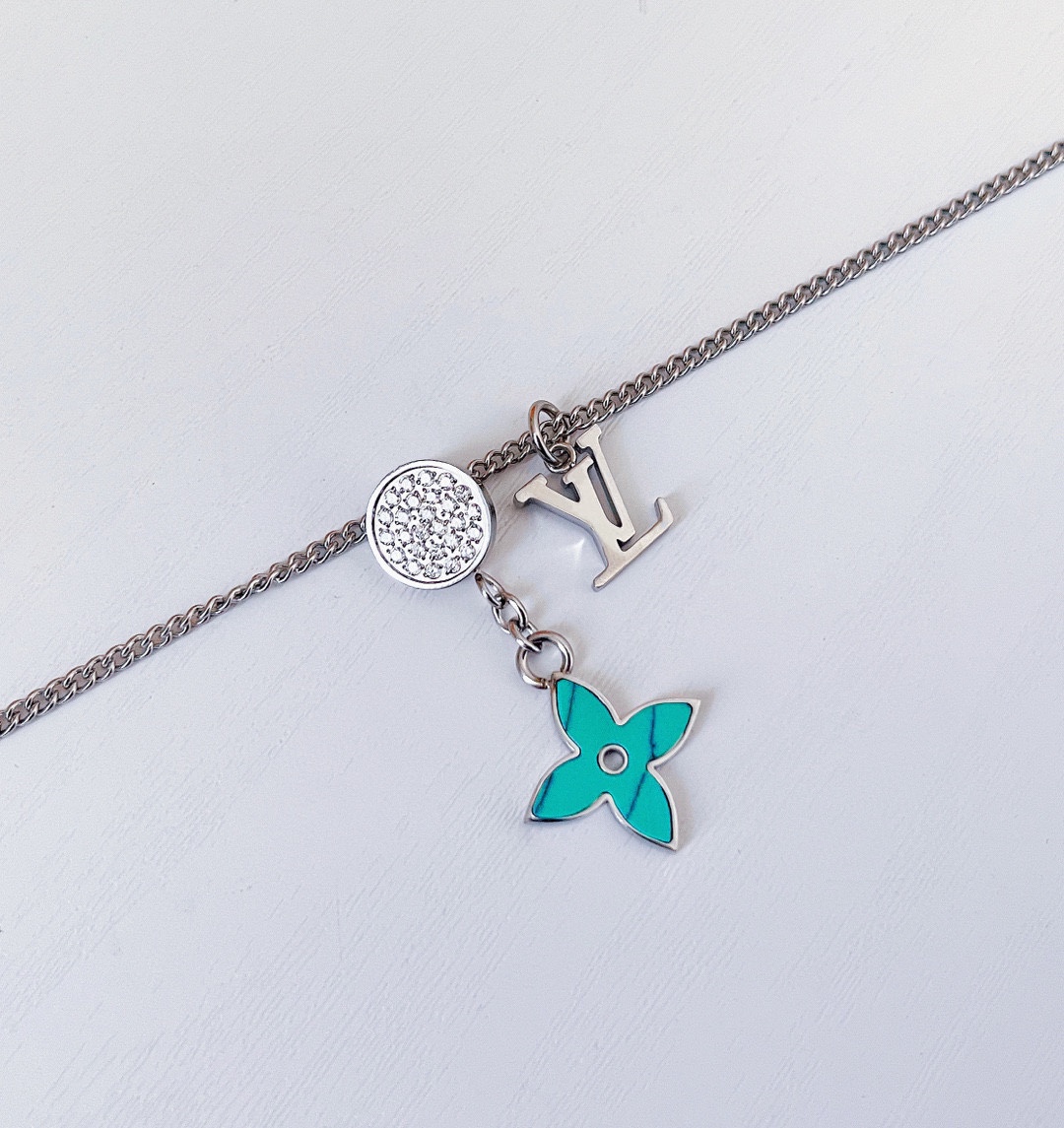 Necklace008