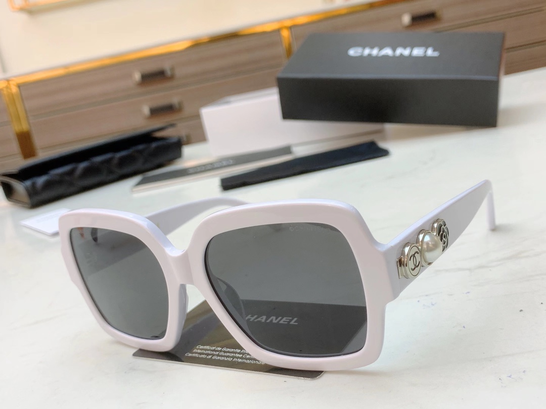 C*hanel Glasses Top