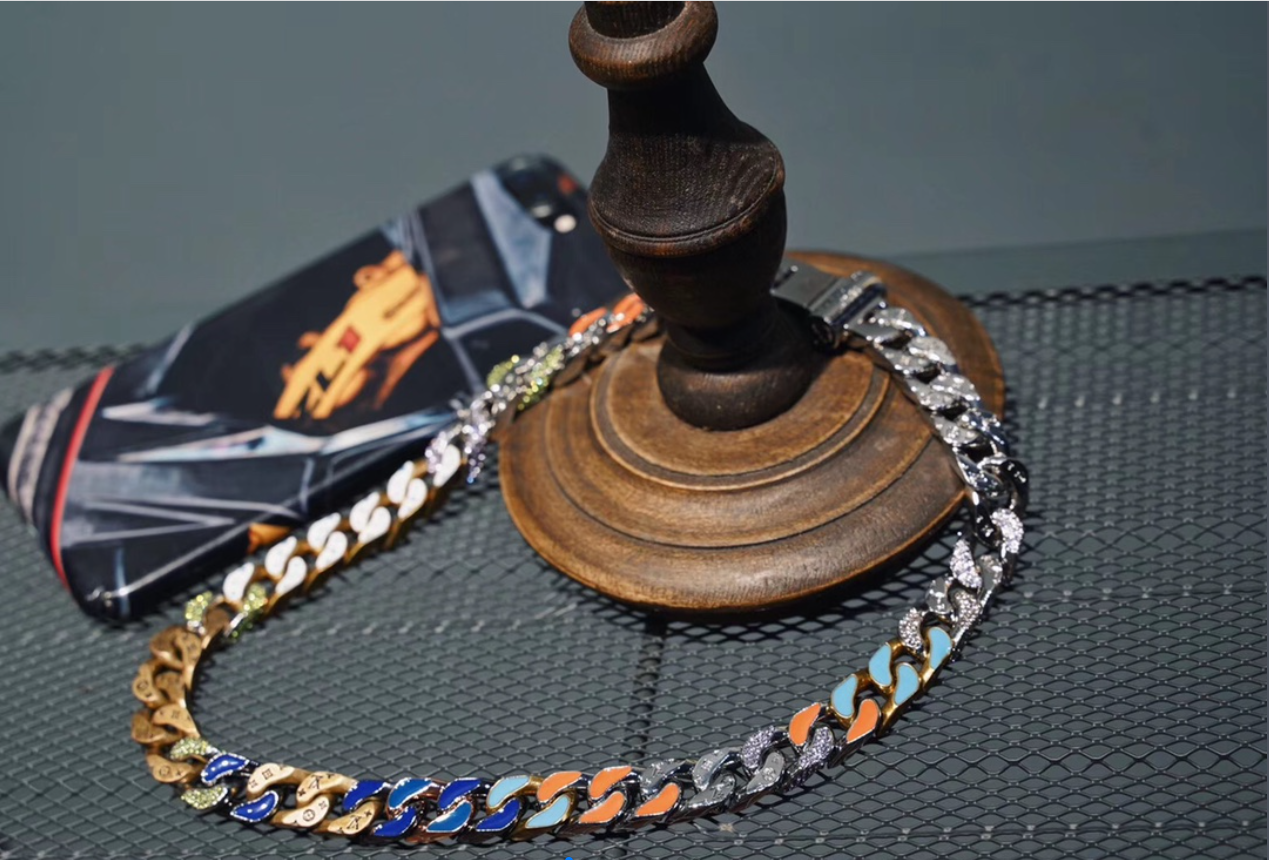 Necklace001