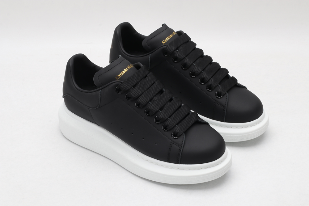 A*exander M*queen Sneaker