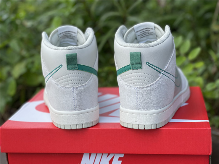 from Nike SB Dunk HI SE DH0960-001