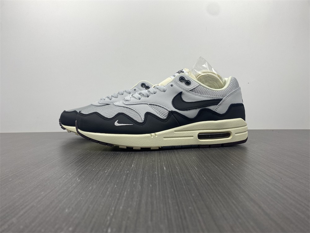 from Patta x Nike Air Max 1 DH1348-002