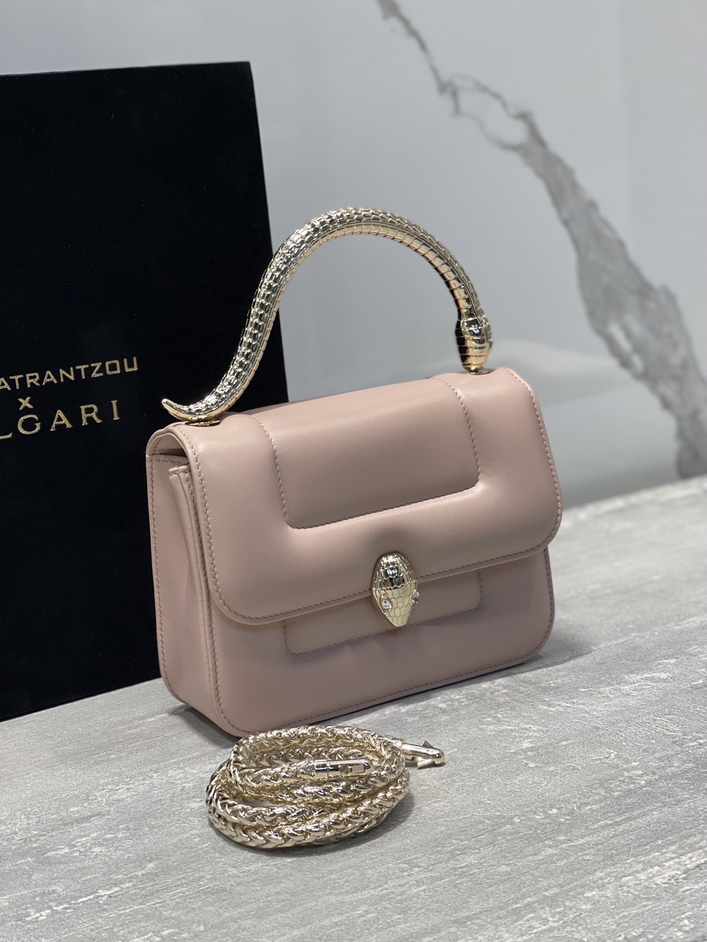 B*vlgari Top Quality Bag 19.2*15*6CM
