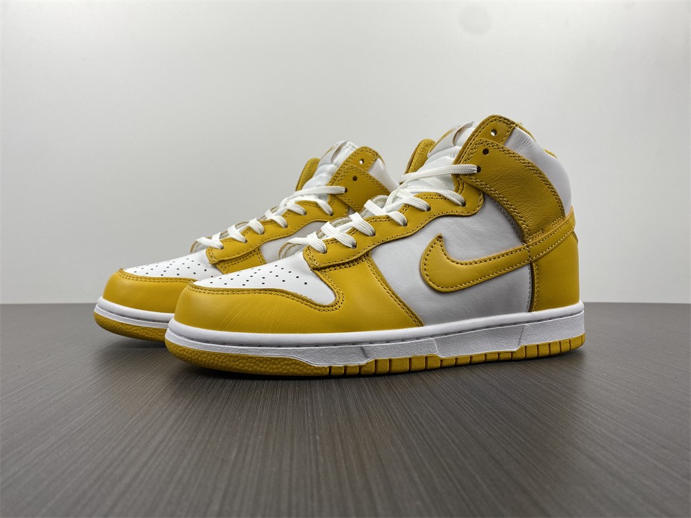 from Nike SB Dunk High Dark Sulfu DD1869-106