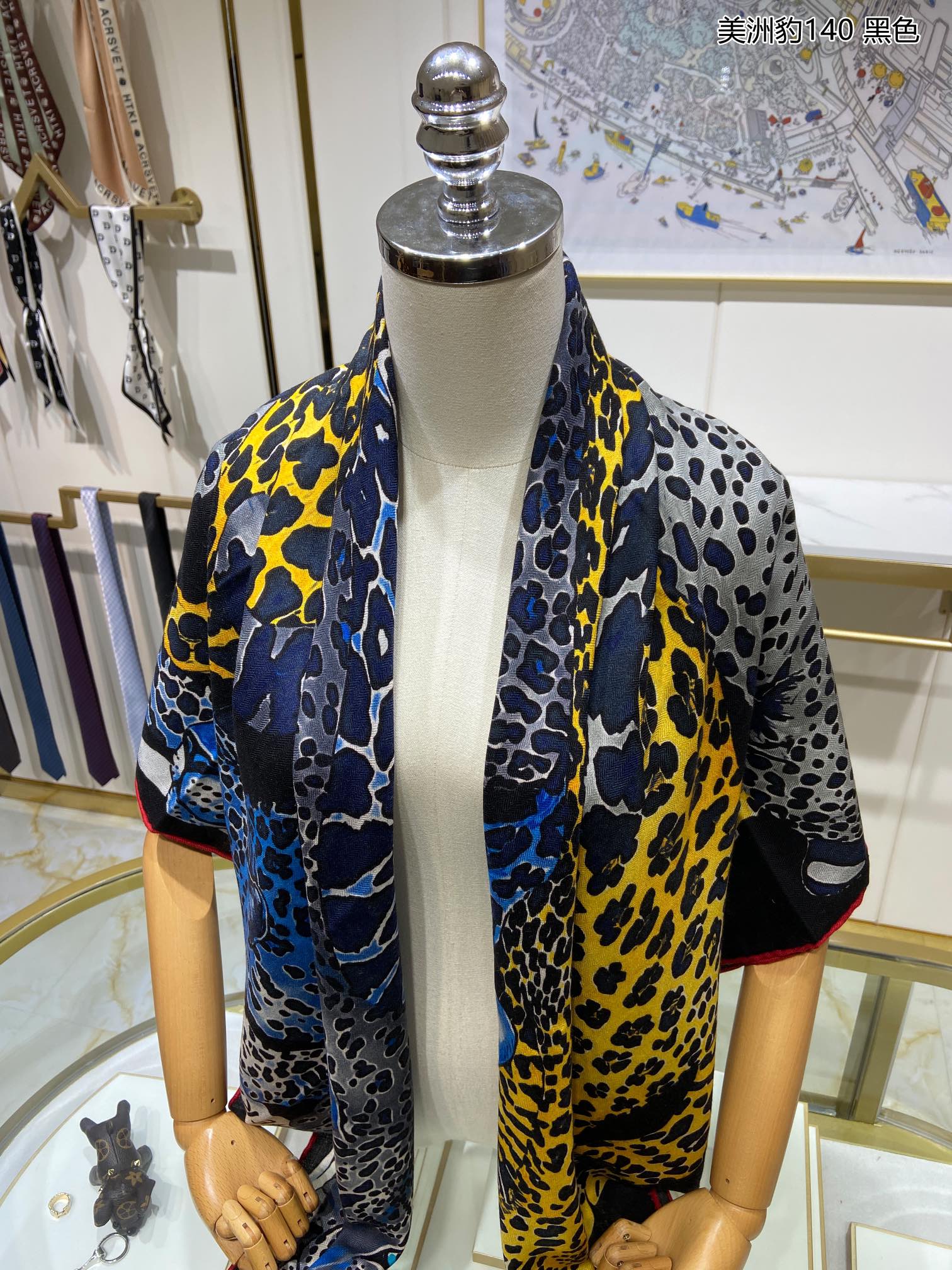 Scarf 140*140cm