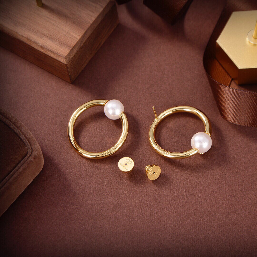 Earrings001
