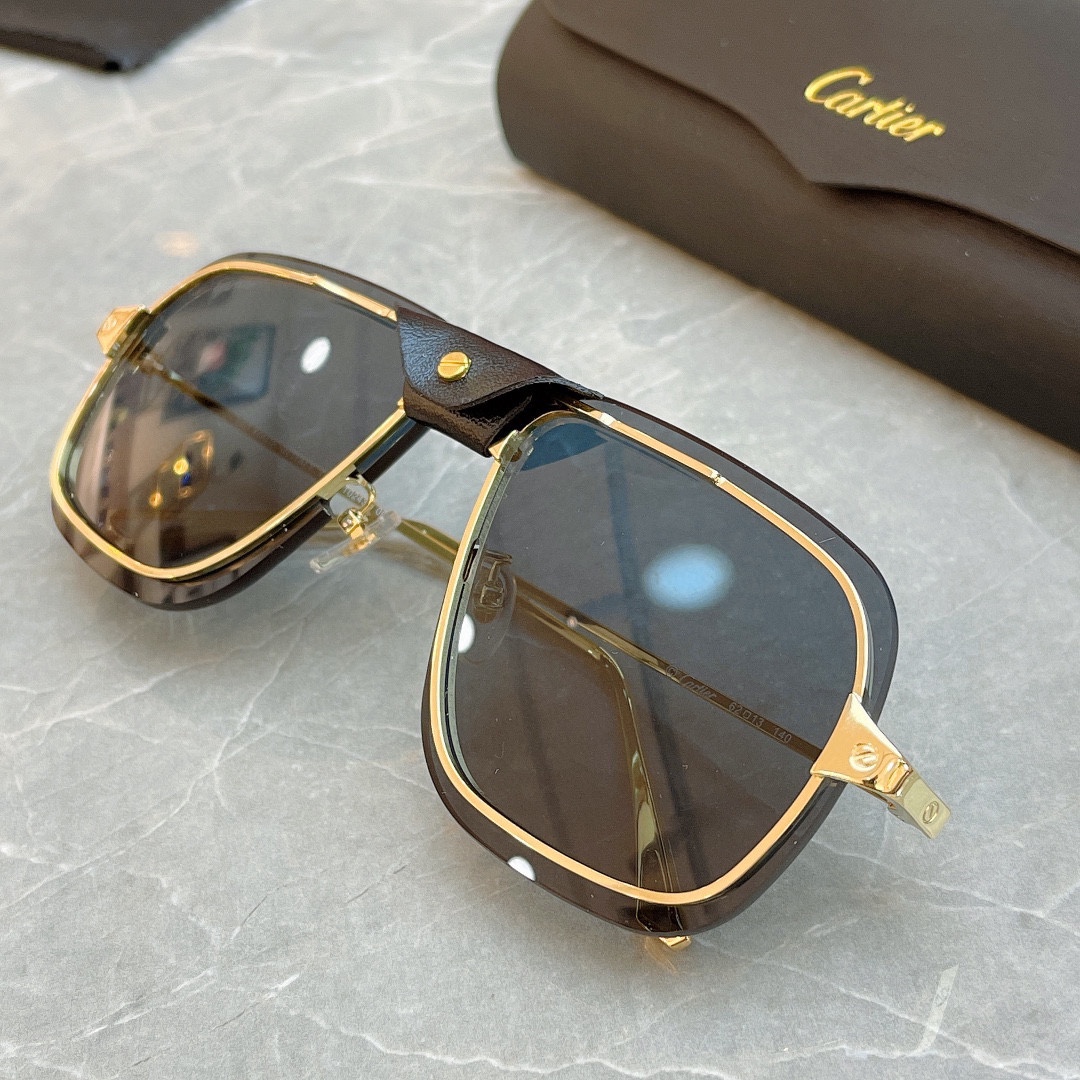 C*artier Glasses Top