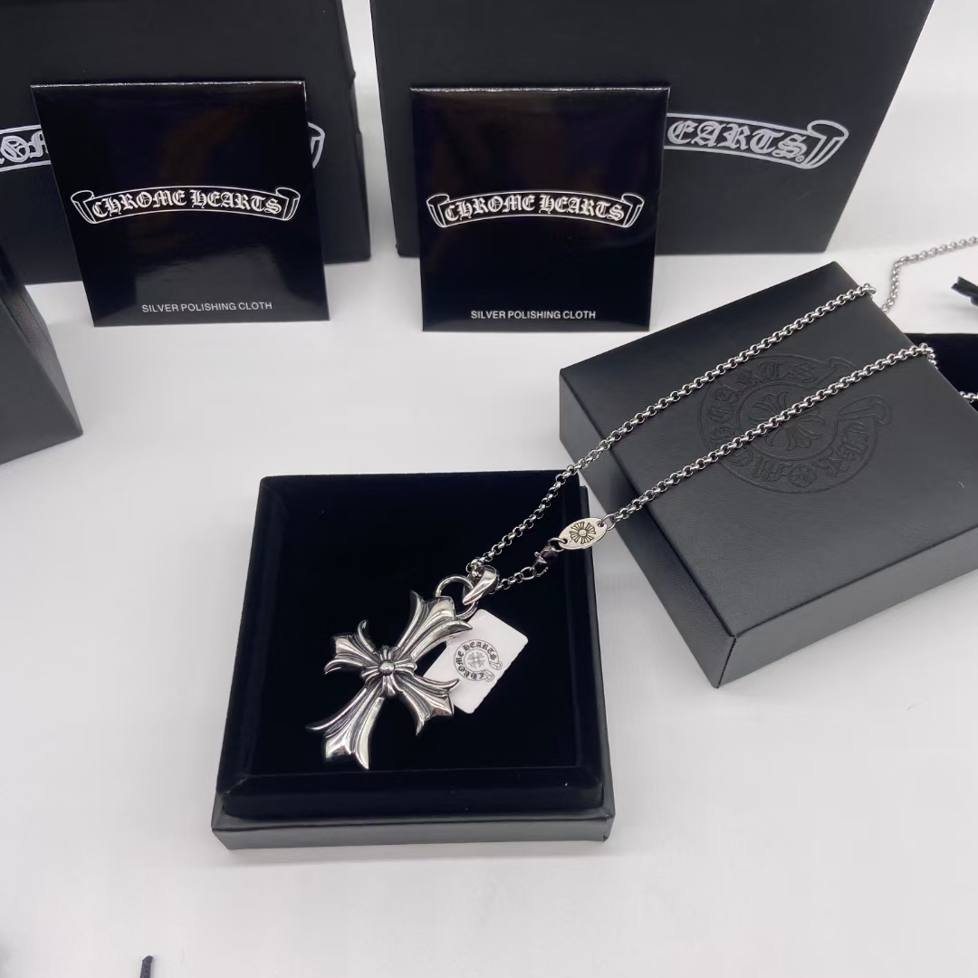 Necklace009