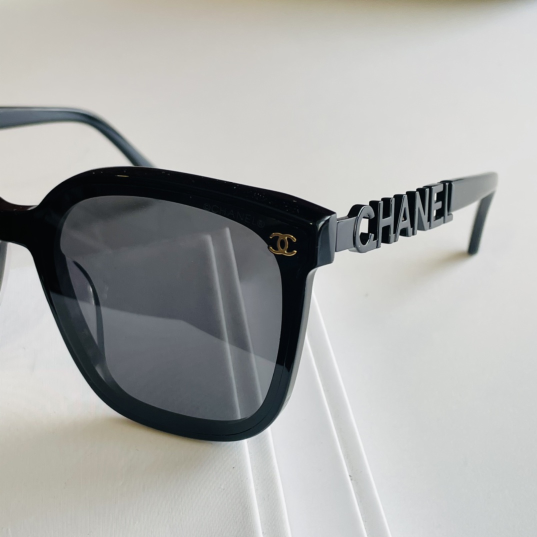 C*hanel Glasses Top