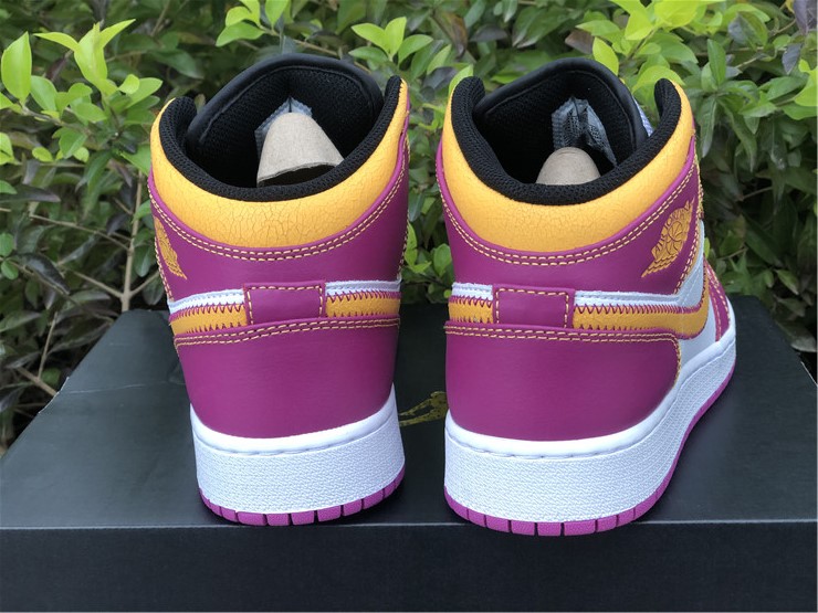 Air Jordan 1 Mid DC0500-100