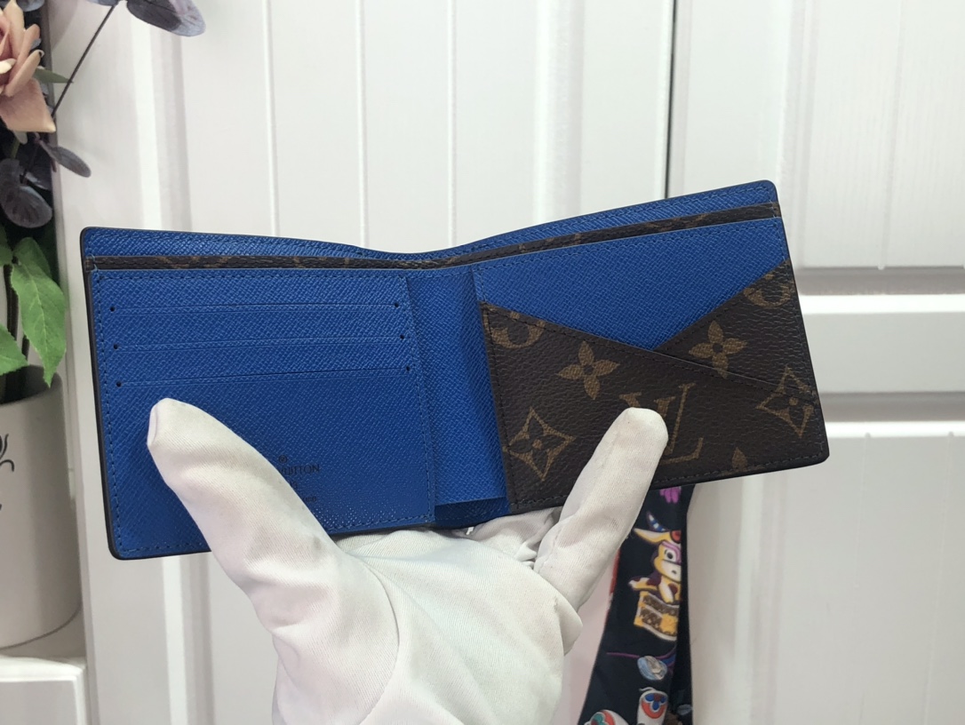 L*ouis V*uitton Bag Top Quality 11.5*9*1.5CM