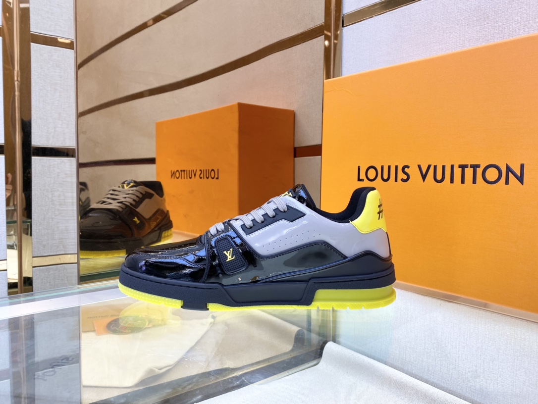 Men L*ouis V*uitton Top Sneaker
