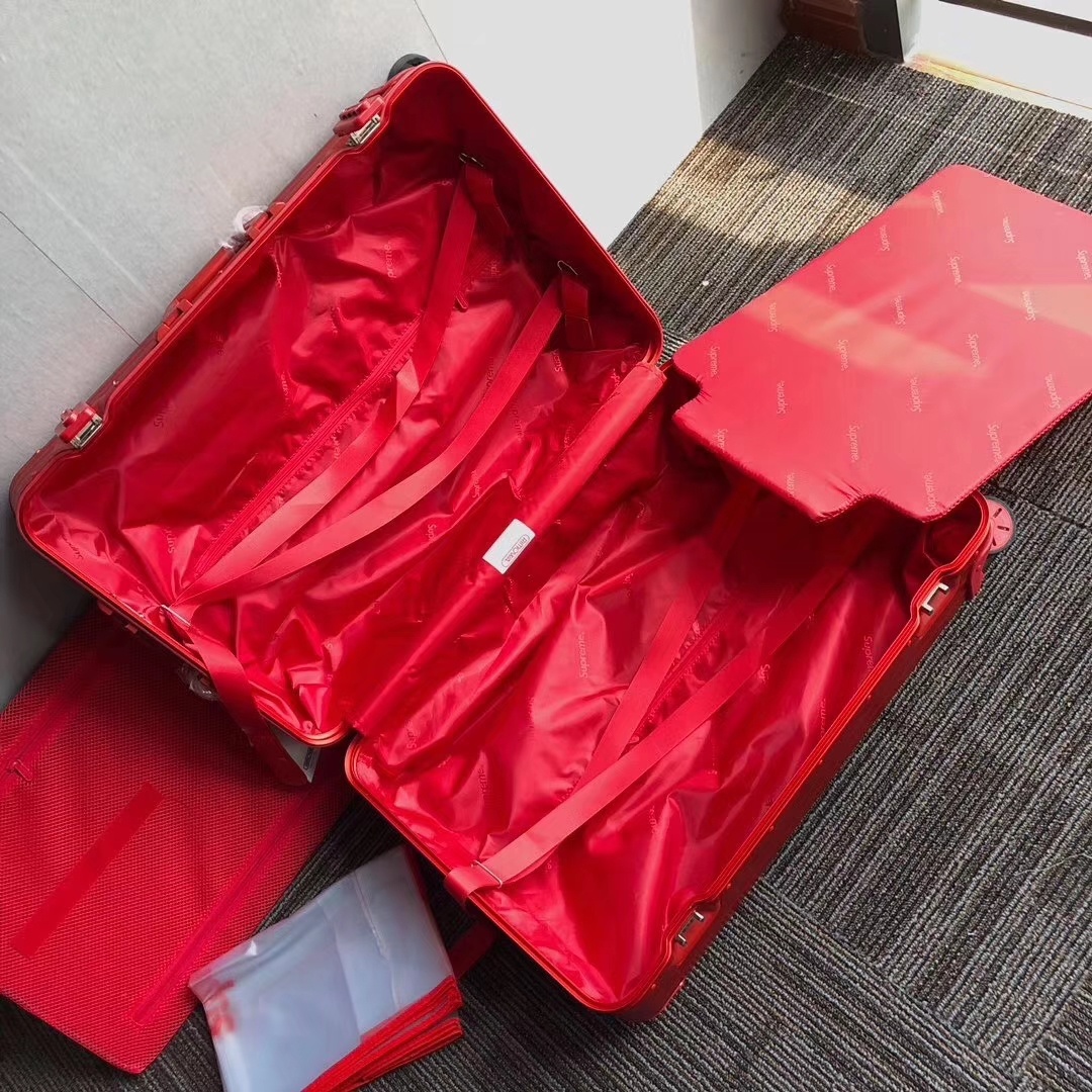 S*upreme Luggage