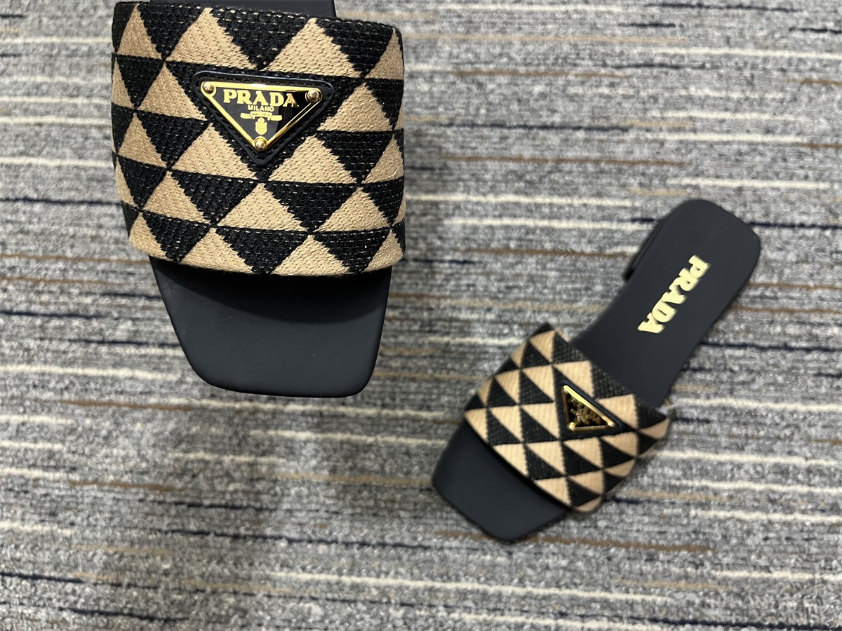 Women P*rada Top Sandals