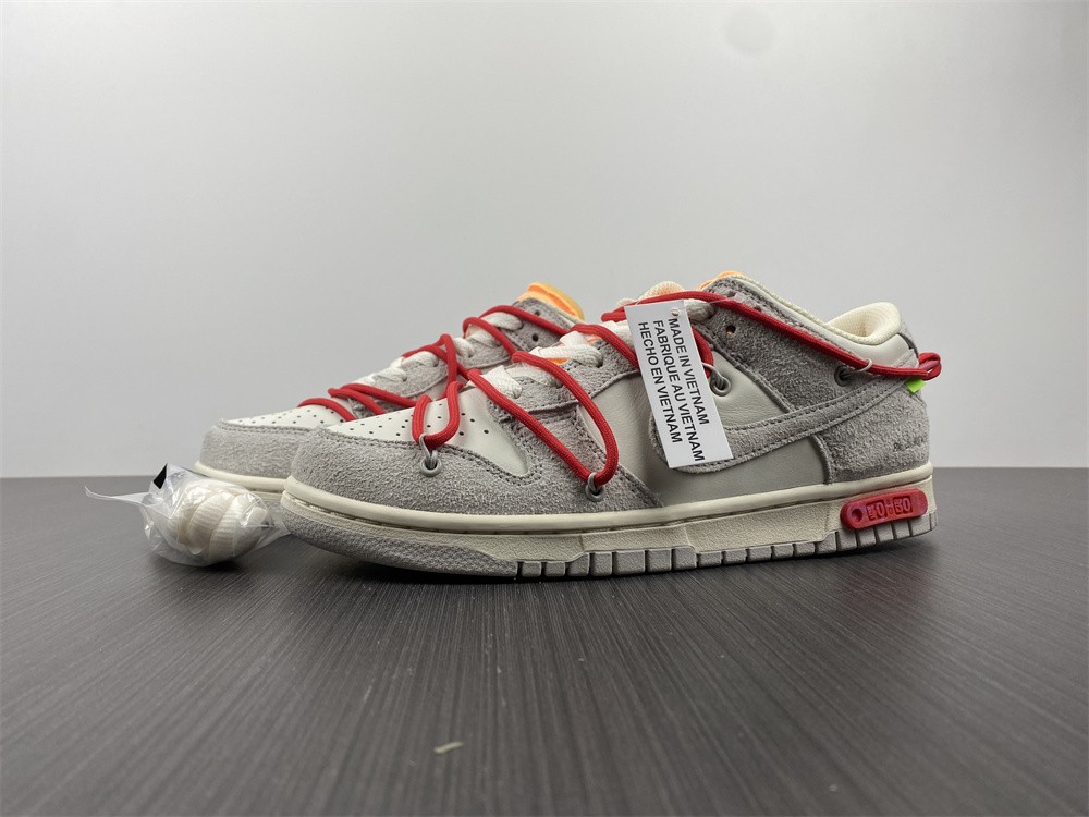 from O*ff-W*hite x Nike Dunk Low
