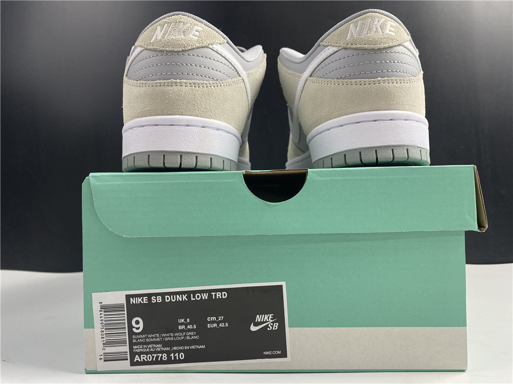 from Nike Dunk SB L TRD AR0778-110