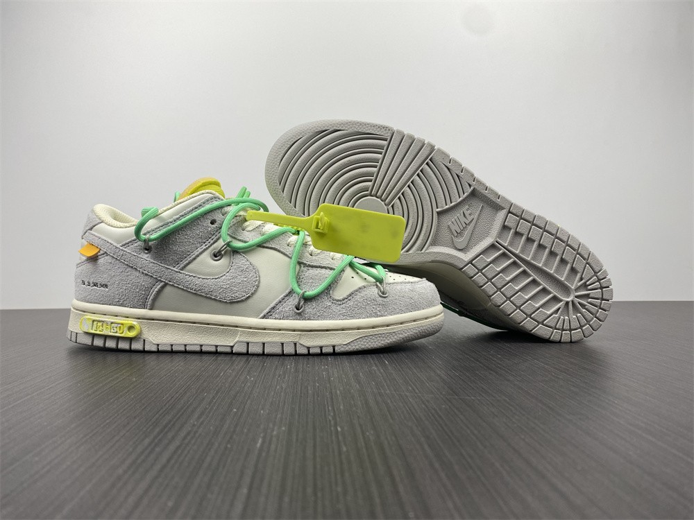 from O*ff-W*hite x Nike Dunk Low