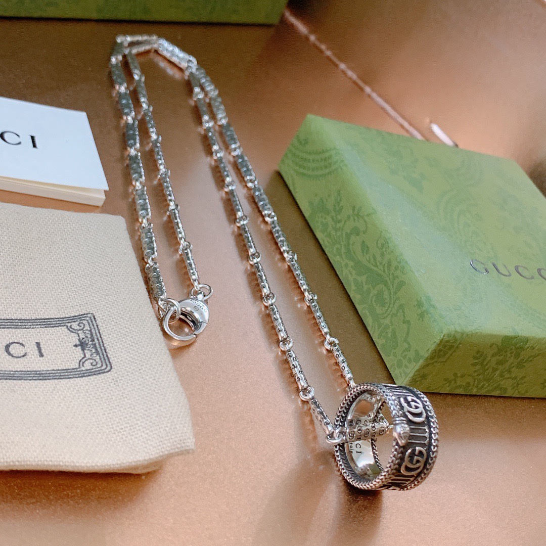 Necklace012