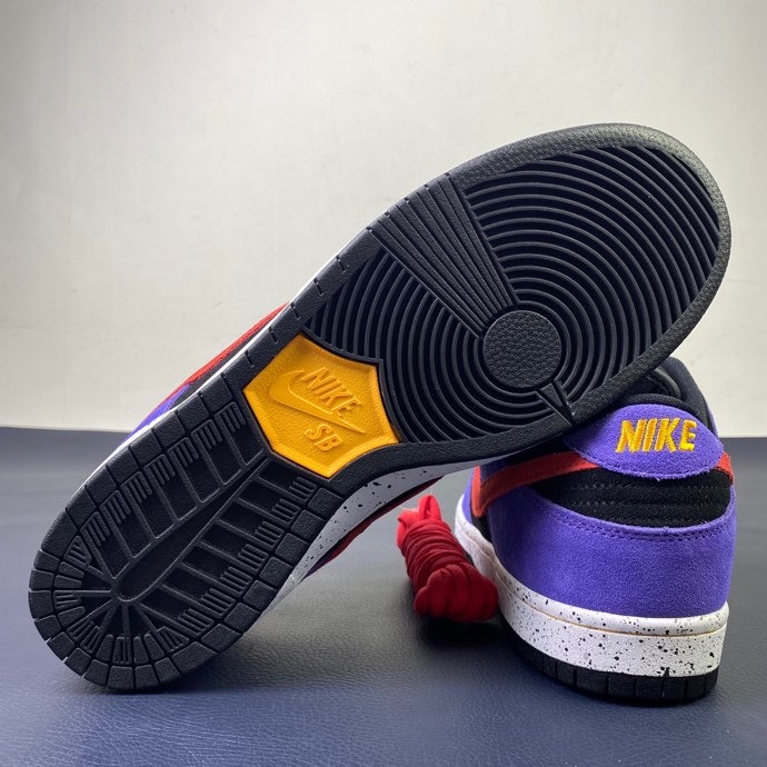 from Nike SB Dunk Low BQ6817-008