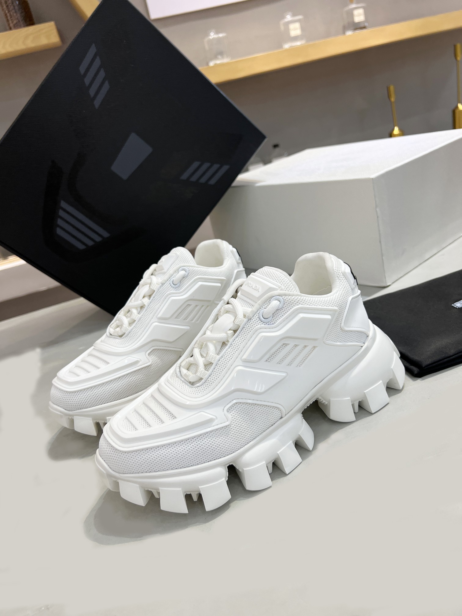 Men Women P*rada Top Sneaker