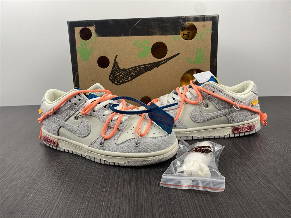 from O*ff-W*hite x Nike Dunk Low