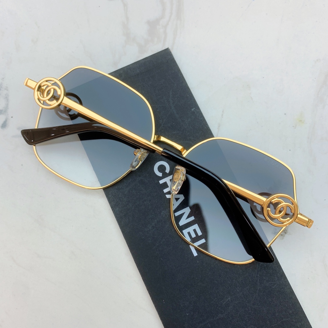 C*hanel Glasses Top