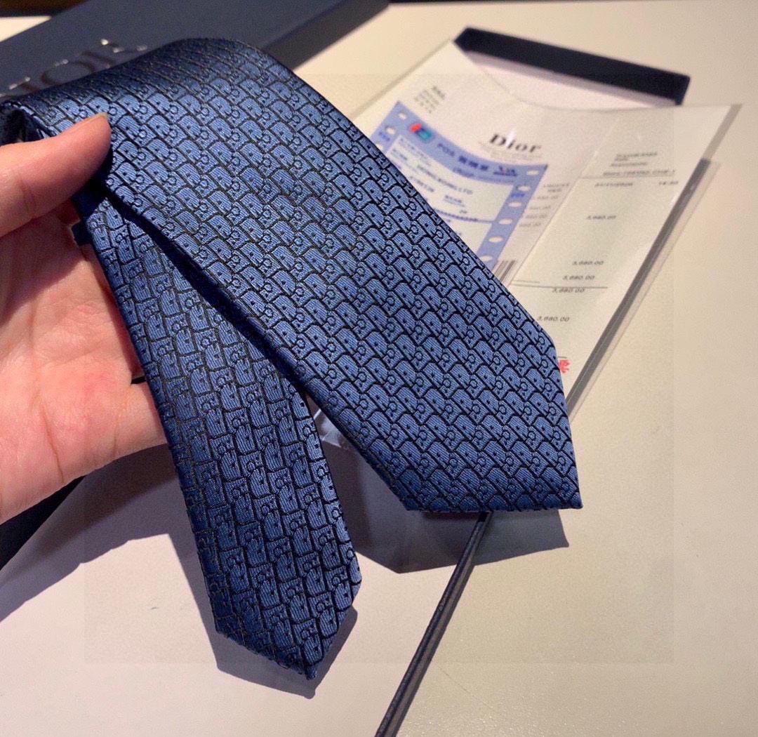 Necktie