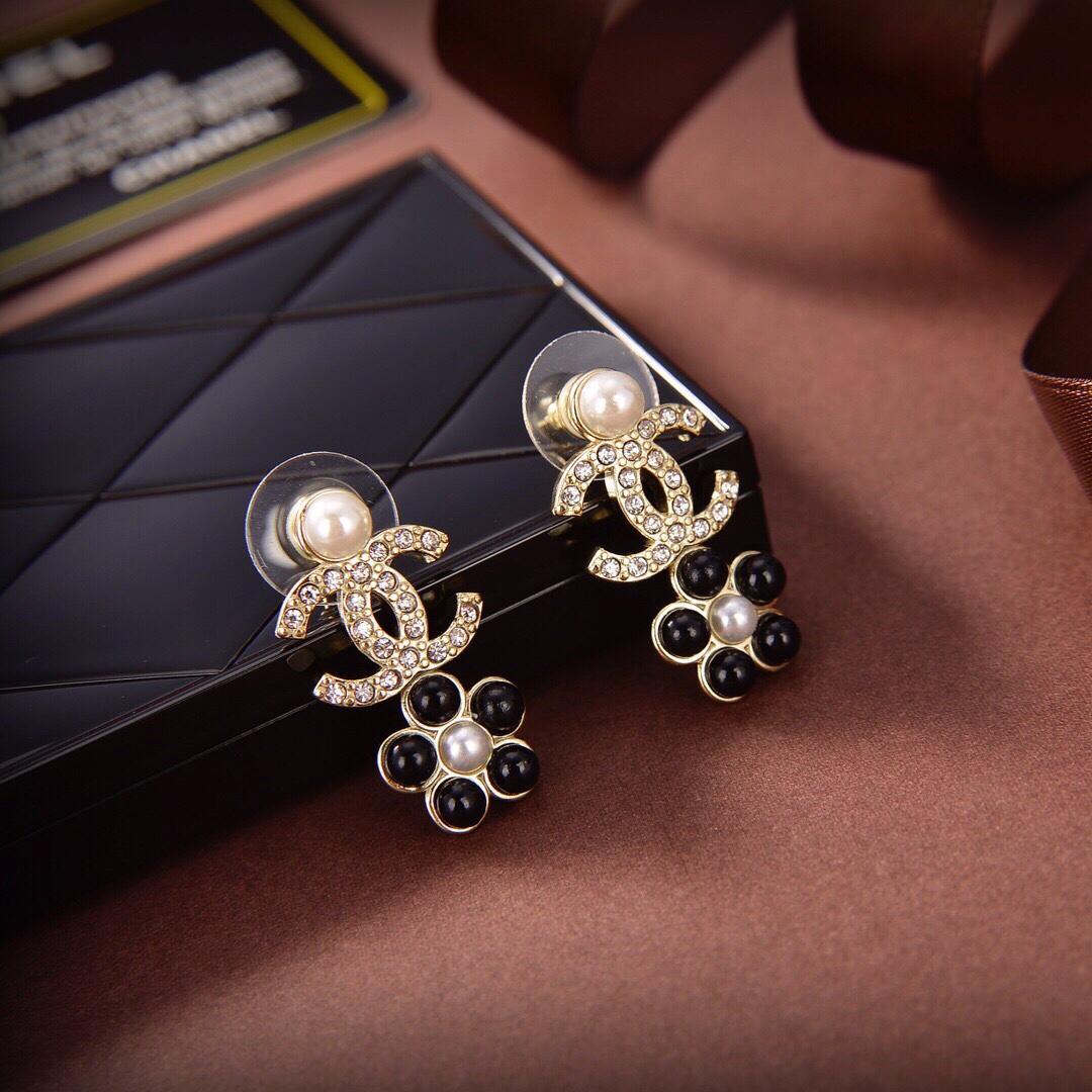 Earrings002