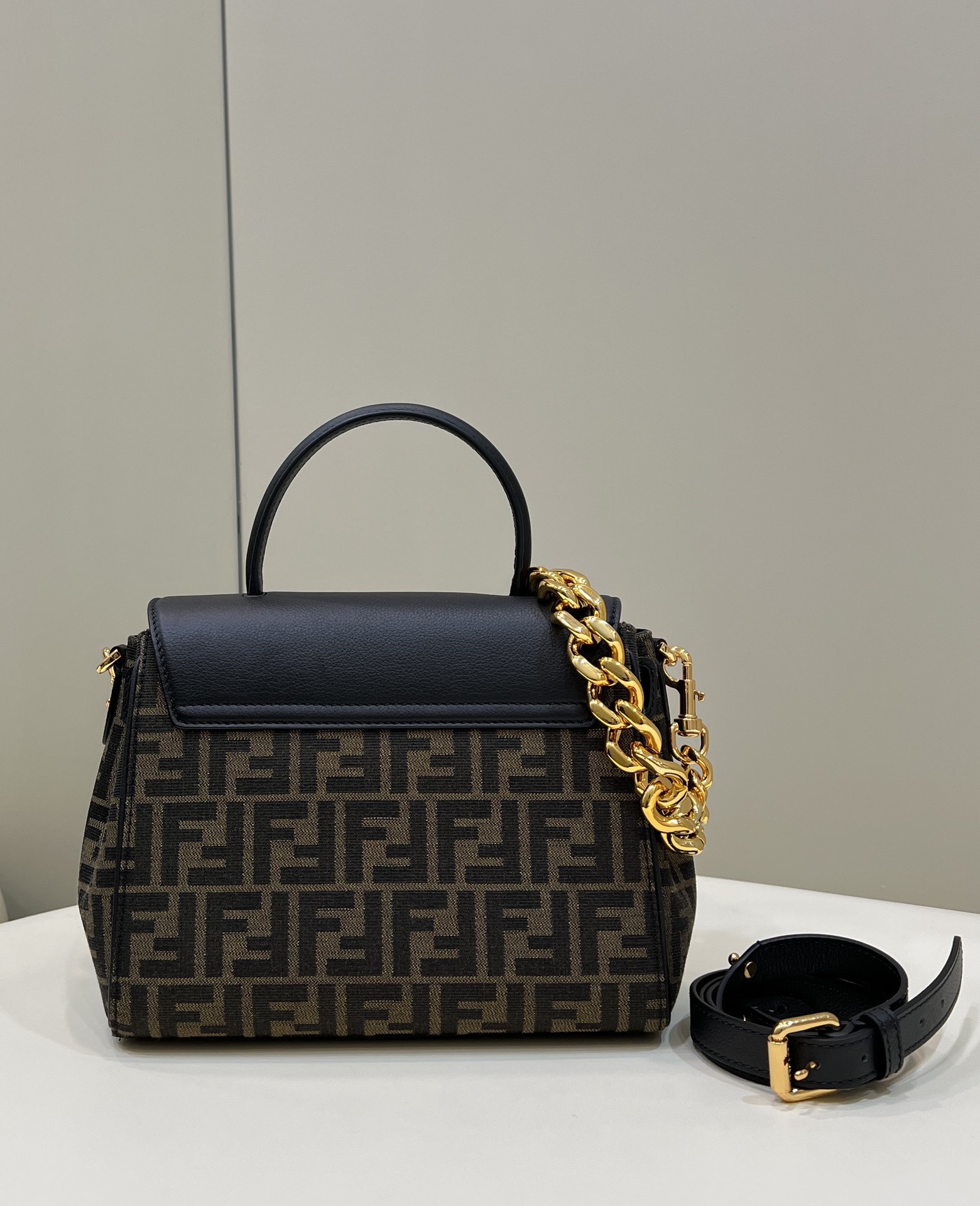 F*endi Bag Top Quality 25*15*22CM