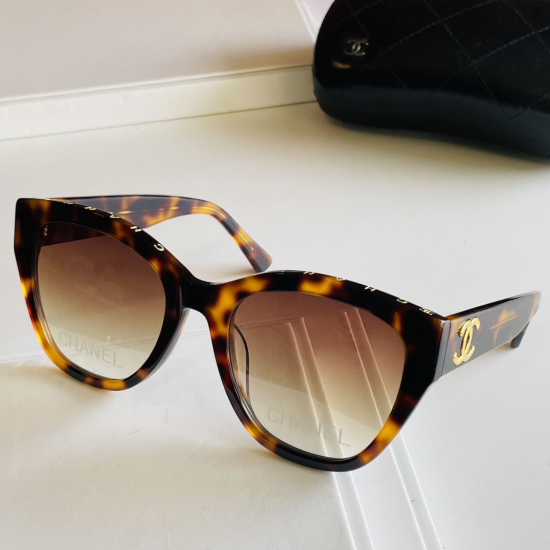 C*hanel Glasses Top