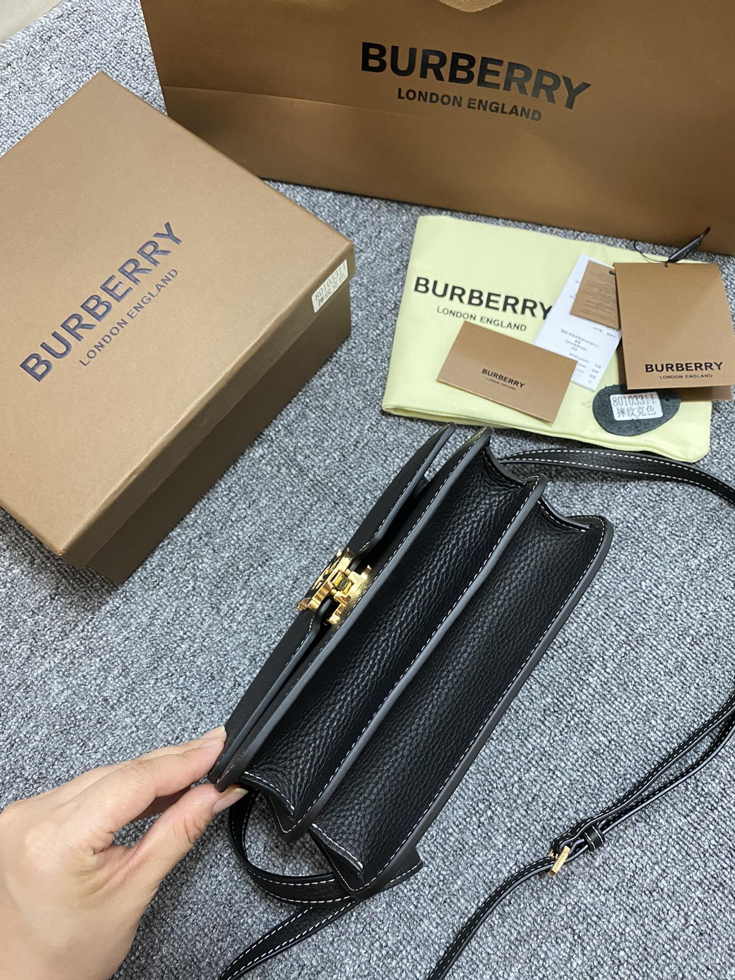 B*urberry Bag Top Quality 21*6*16CM