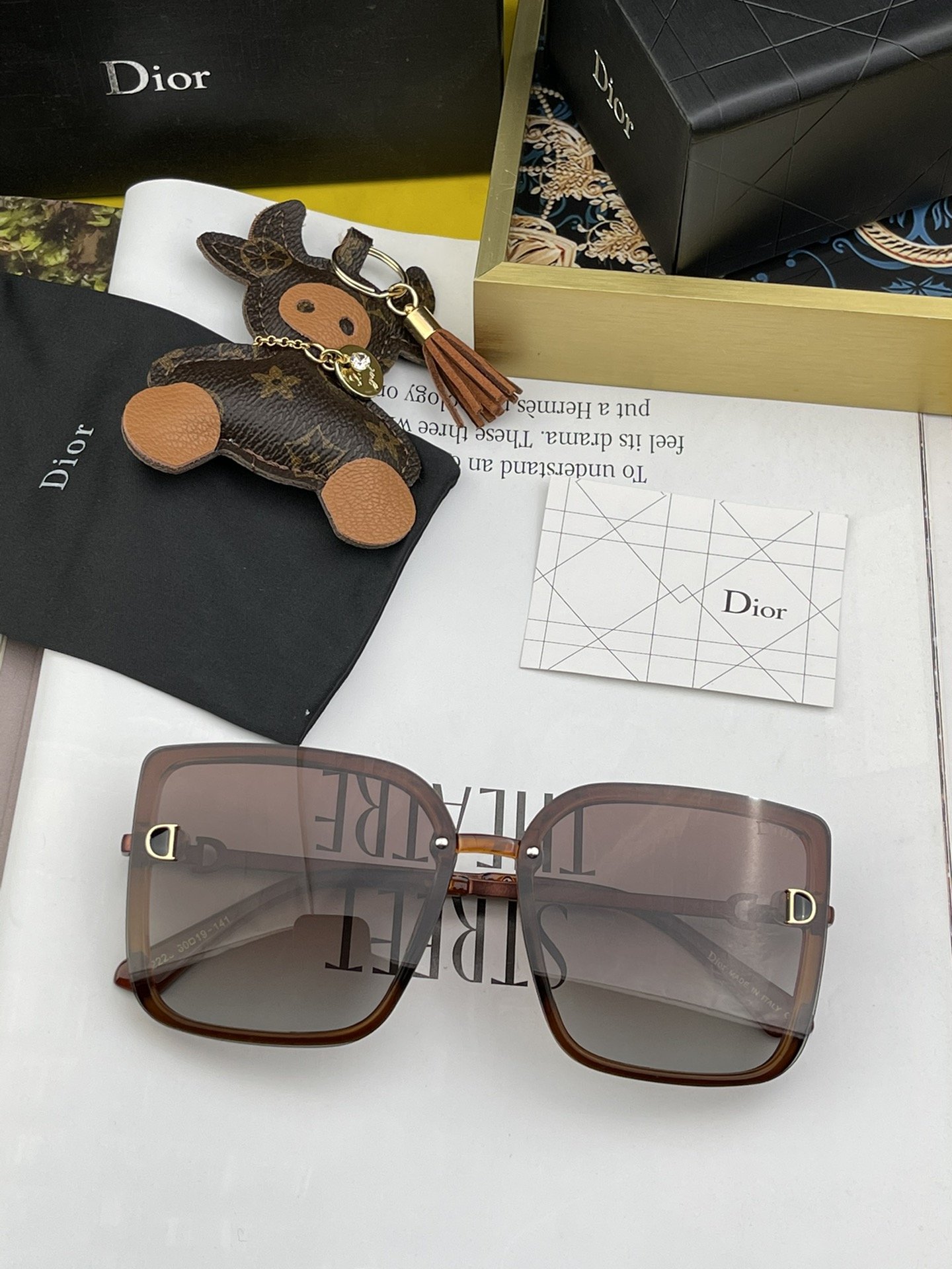 D*ior Glasses Top