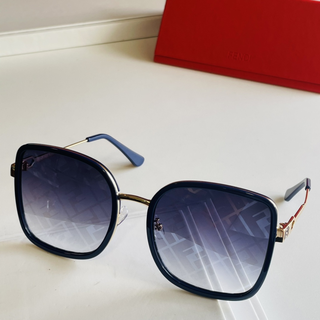 F*endi Glasses Top