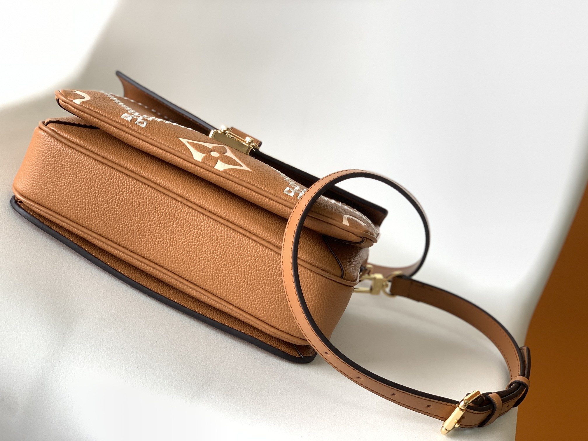 L*ouis V*uitton Bag Top Quality 25*19*7CM