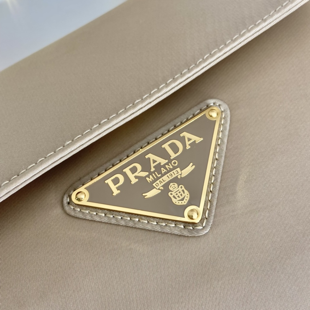 P*rada Bag Top Quality 21*17*12CM