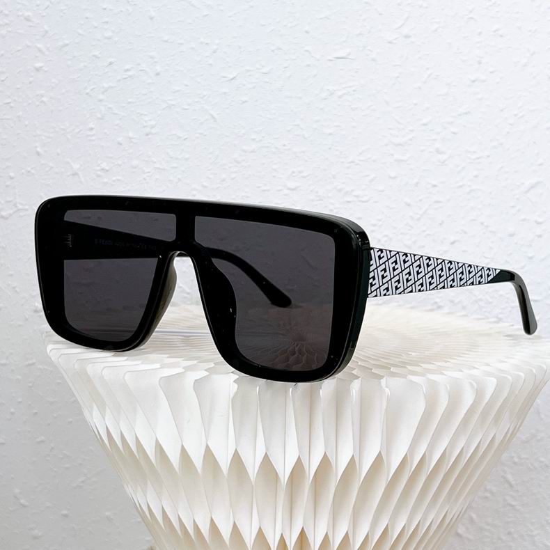 F*endi Glasses Top