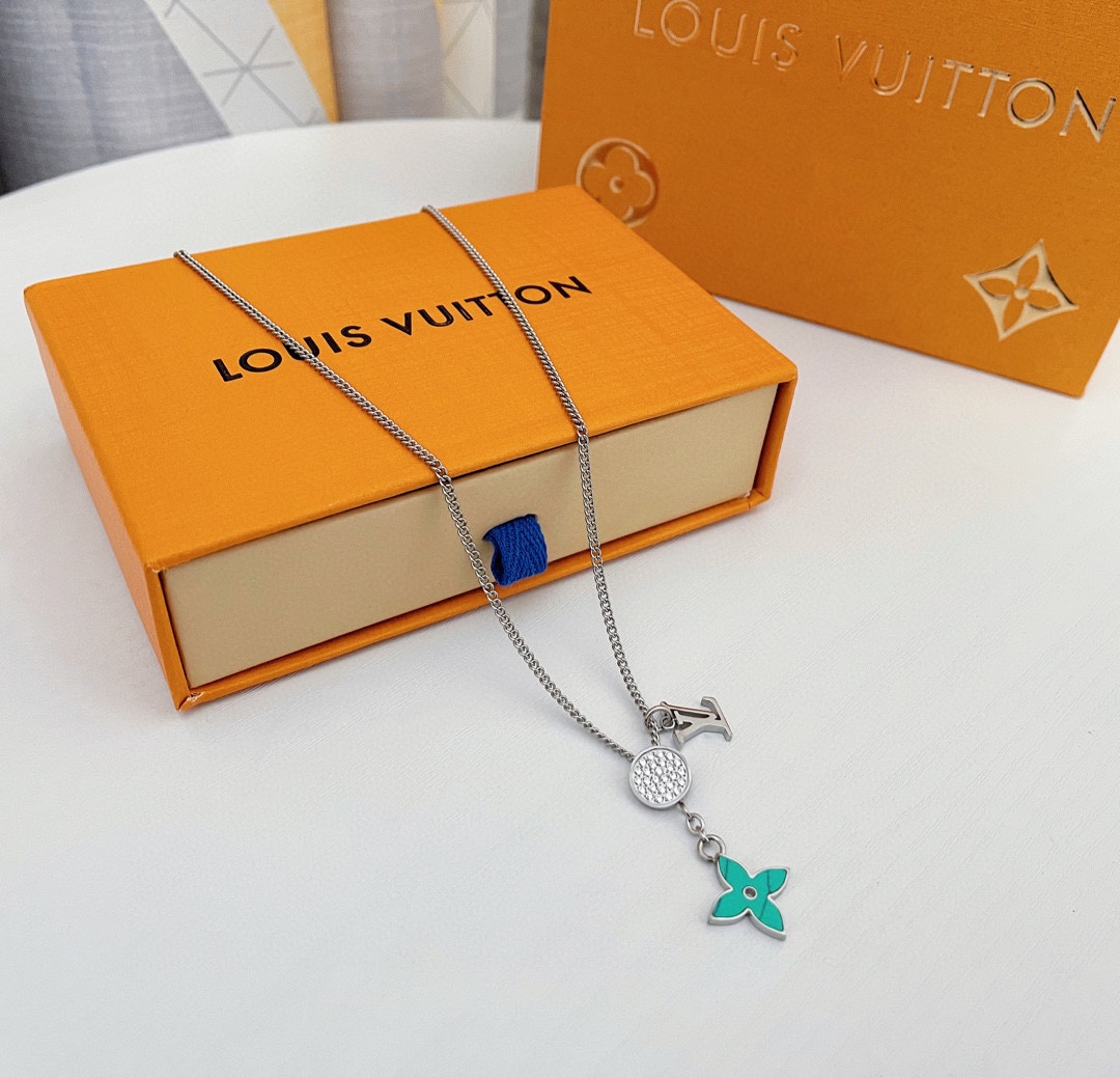 Necklace008
