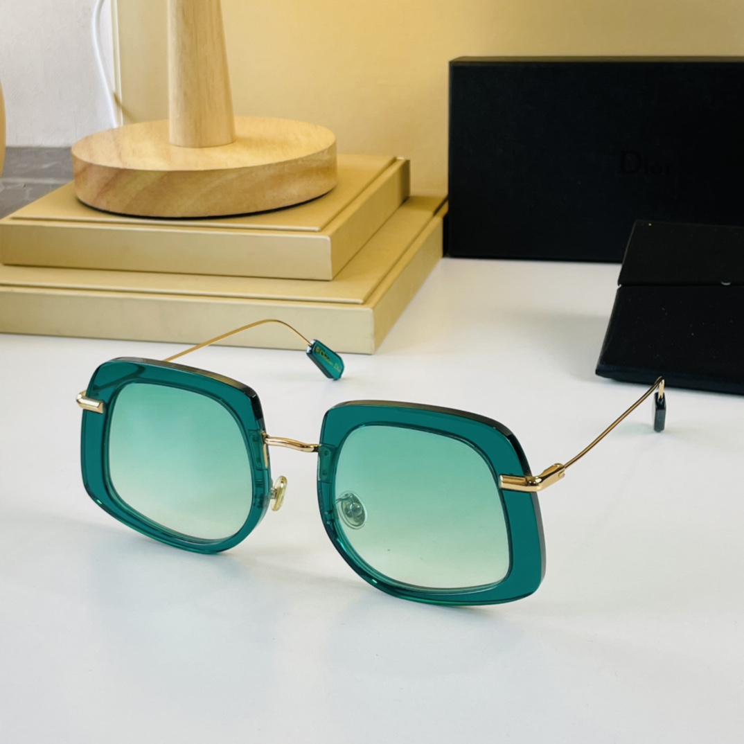 D*ior Glasses Top