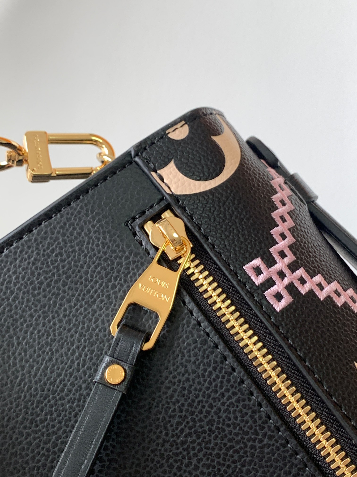 L*ouis V*uitton Bag Top Quality 25*19*7CM