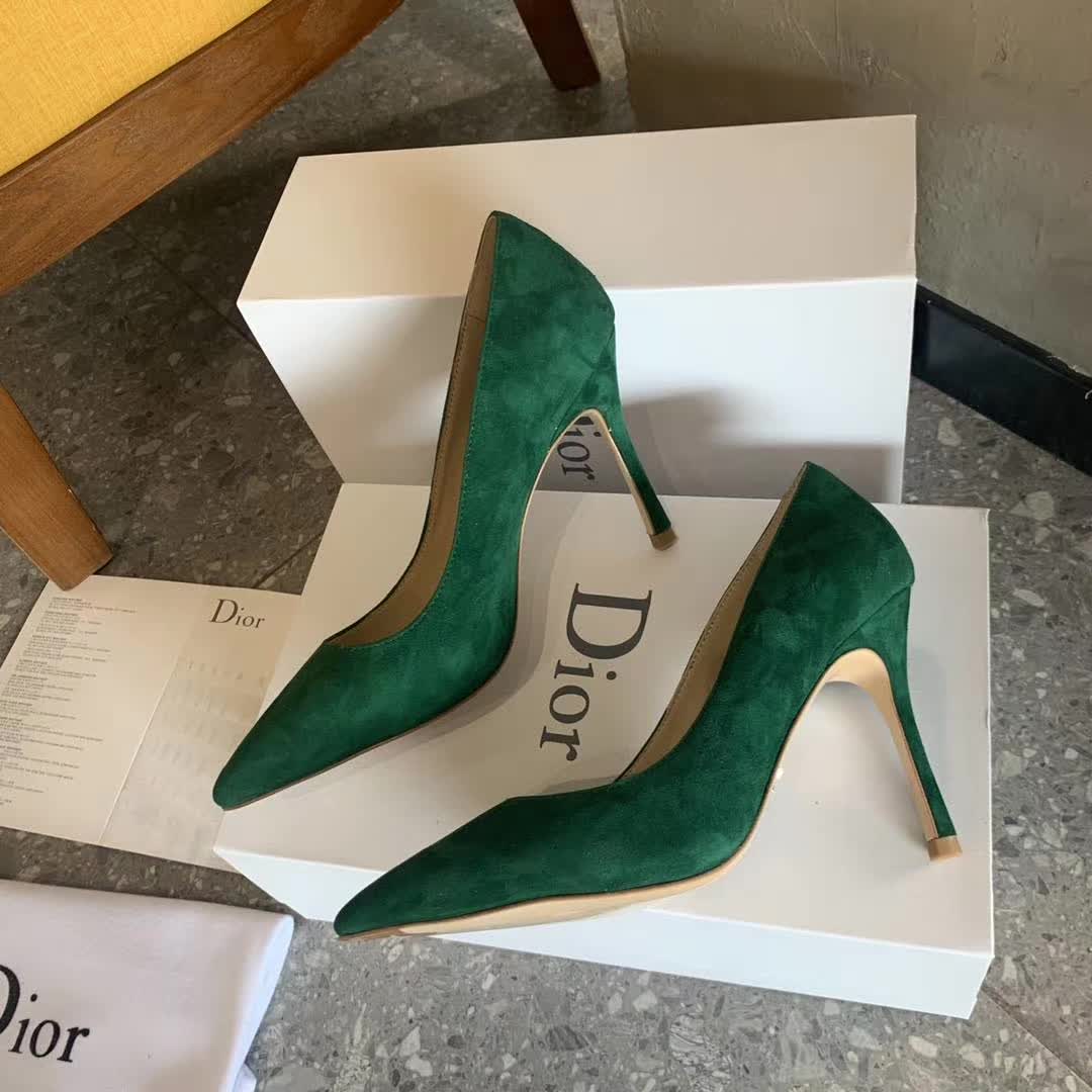 Women D*or Pump