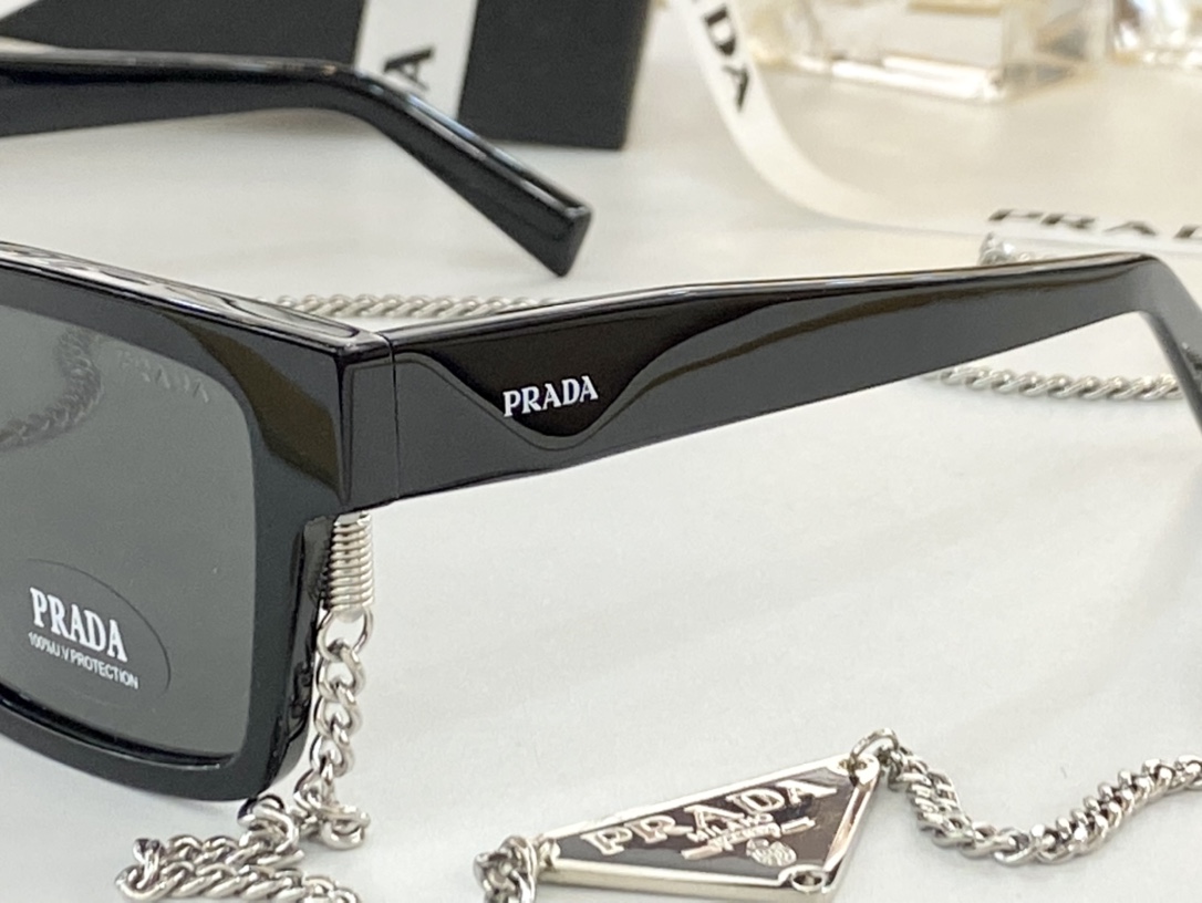 P*rada Glasses Top