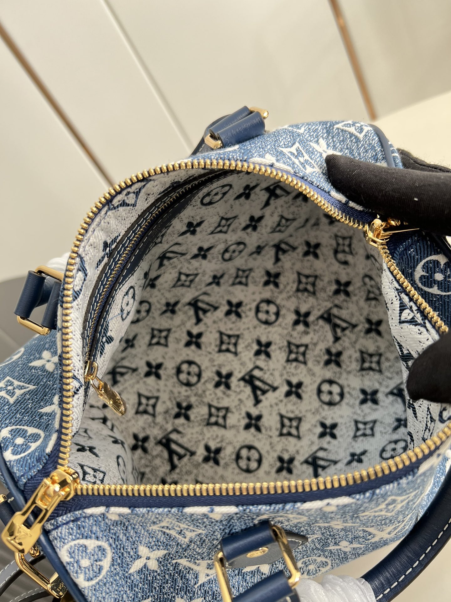 L*ouis V*uitton Bag Top Quality 25*19*15CM