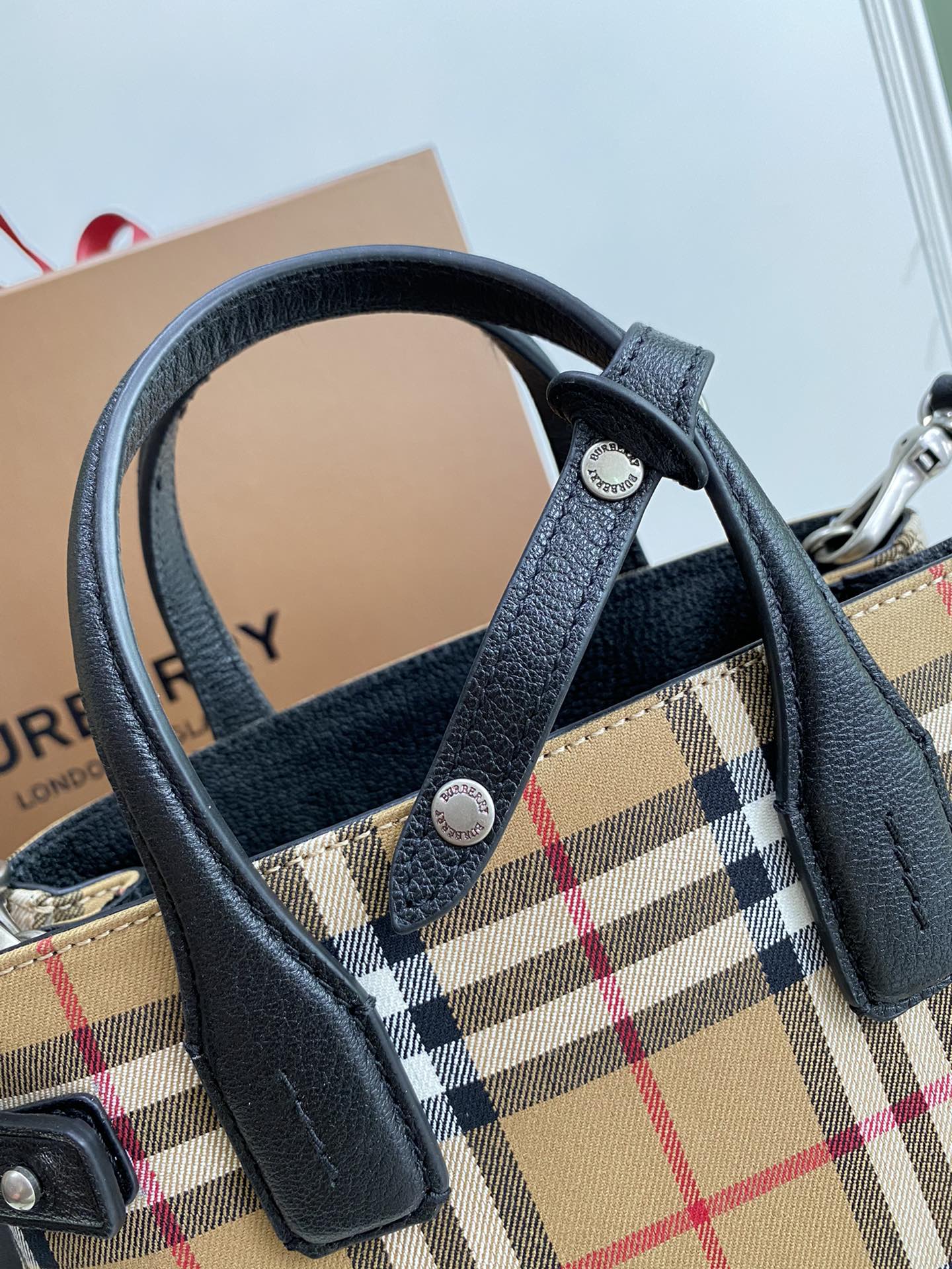 B*urberry Bag Top Quality 25*12*19cm