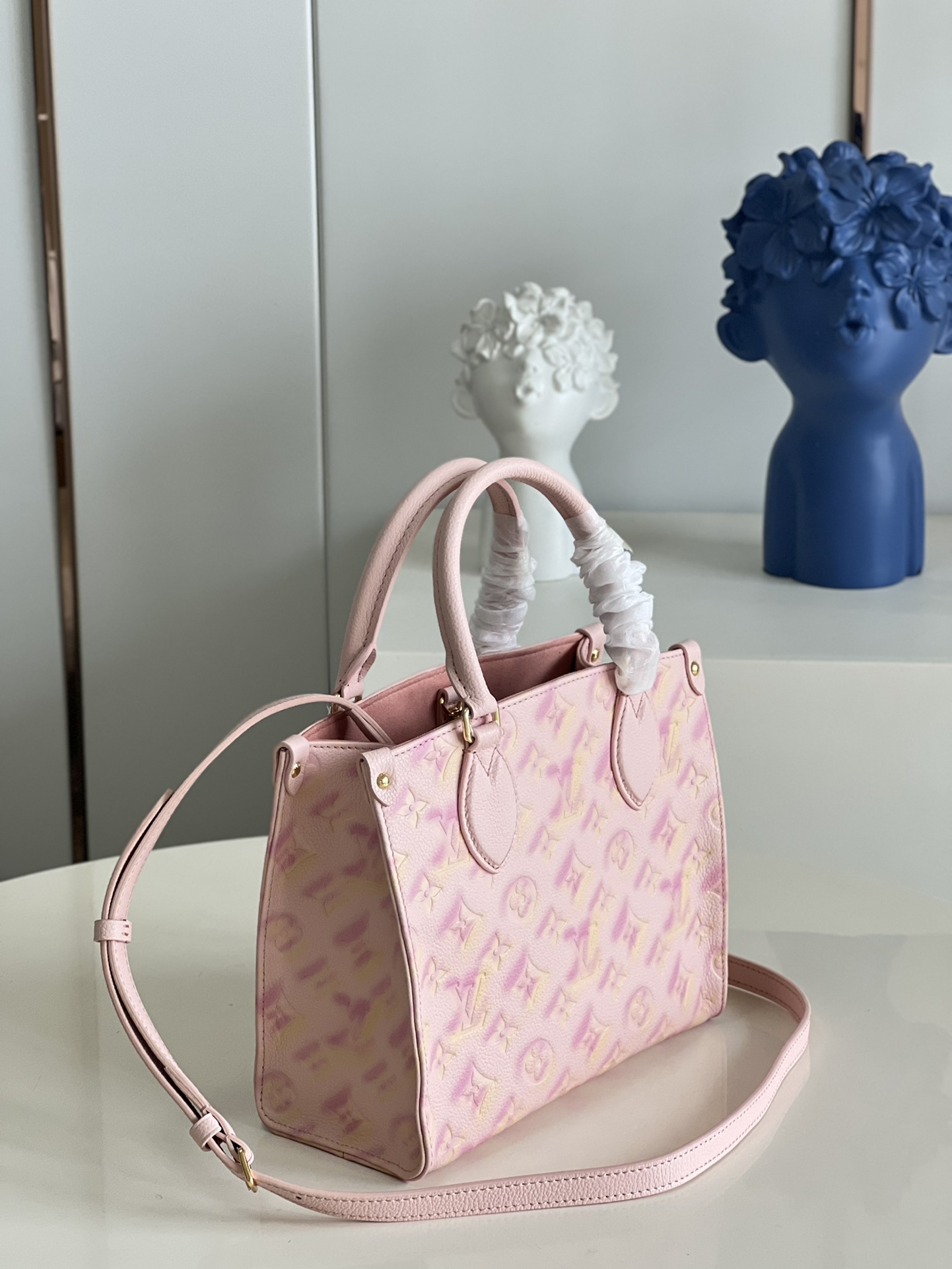 L*ouis V*uitton Top Bag 25*19*11.5cm