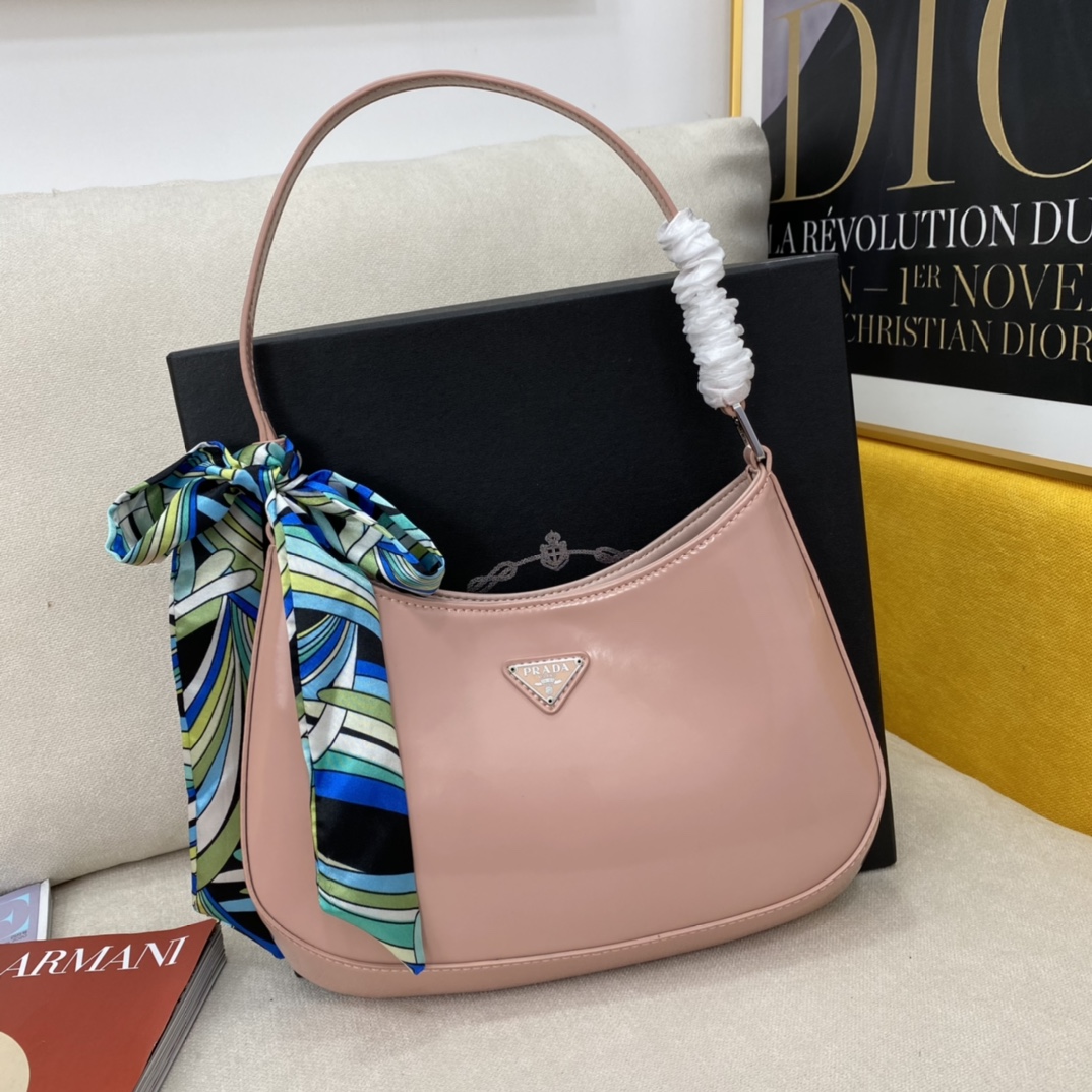 P*rada Top Bag 26cm