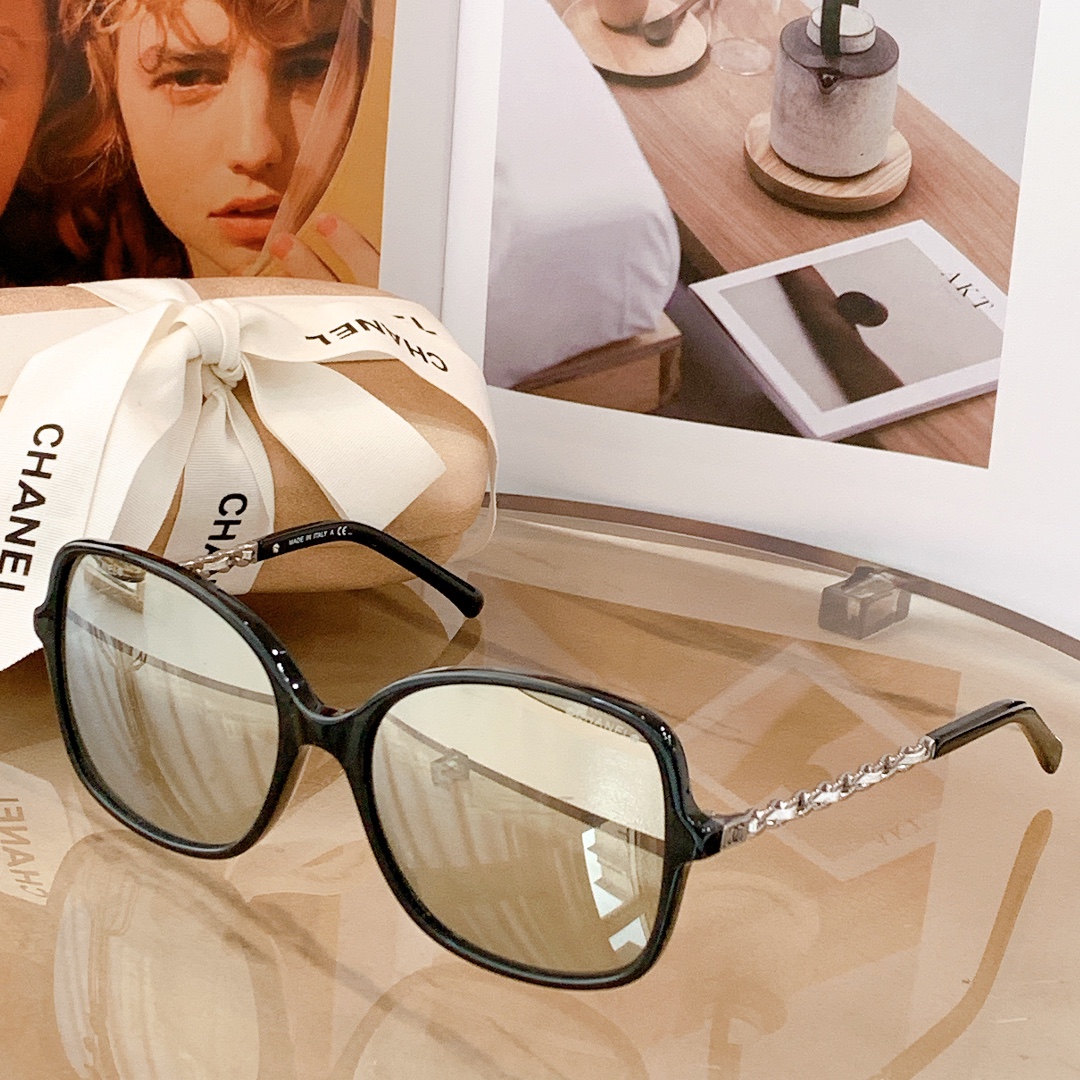 C*hanel Glasses Top