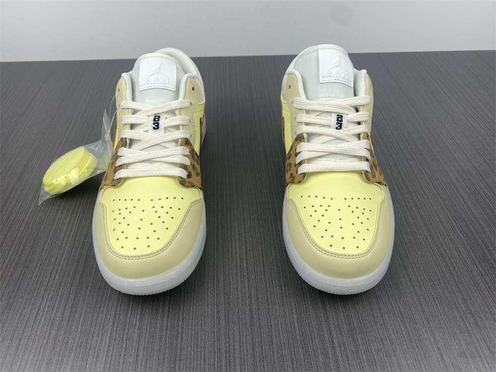 Air Jordan 1 Low