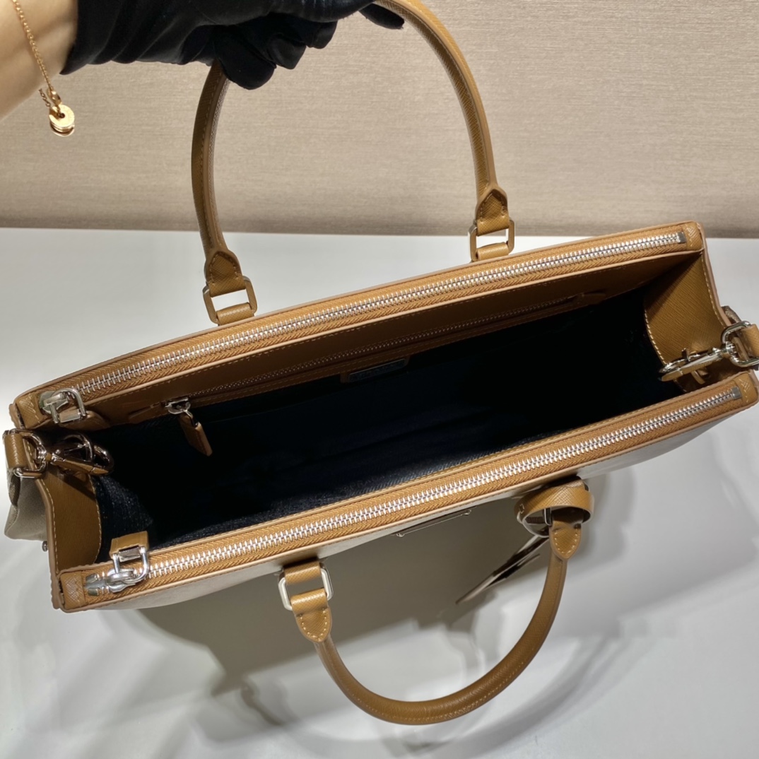 P*rada Bag Top Quality 39*29*9CM
